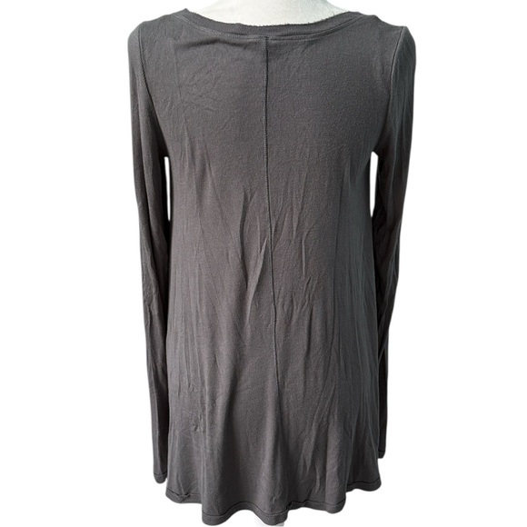 Free People Ribbed Long Sleeve Scoop Neck A Line Swing Tee Size Small - Picture 4 of 11